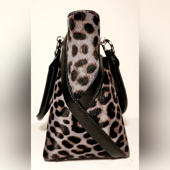 NWOT! Henri bendel purple leopard print Calf-hair Lafayette Satchel Crossbody - Picture 3 of 6